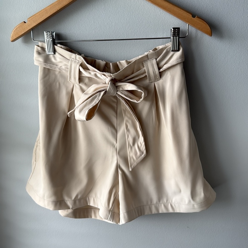 NWT Max Studio High Waist‎ Tie Cream Shorts - Picture 5 of 8